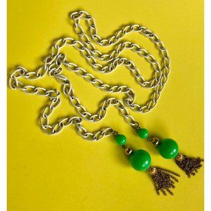 Mod Vintage 1960's White Enamel Link and Green Bead Lariat Necklace